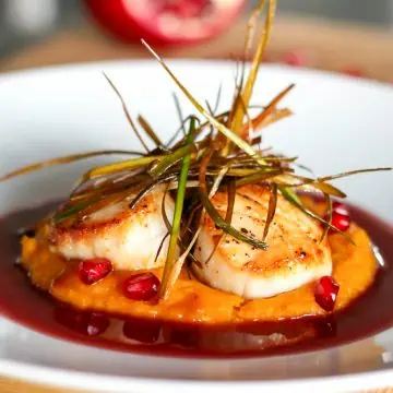 Scallops with Pomegranate Beurre Blanc