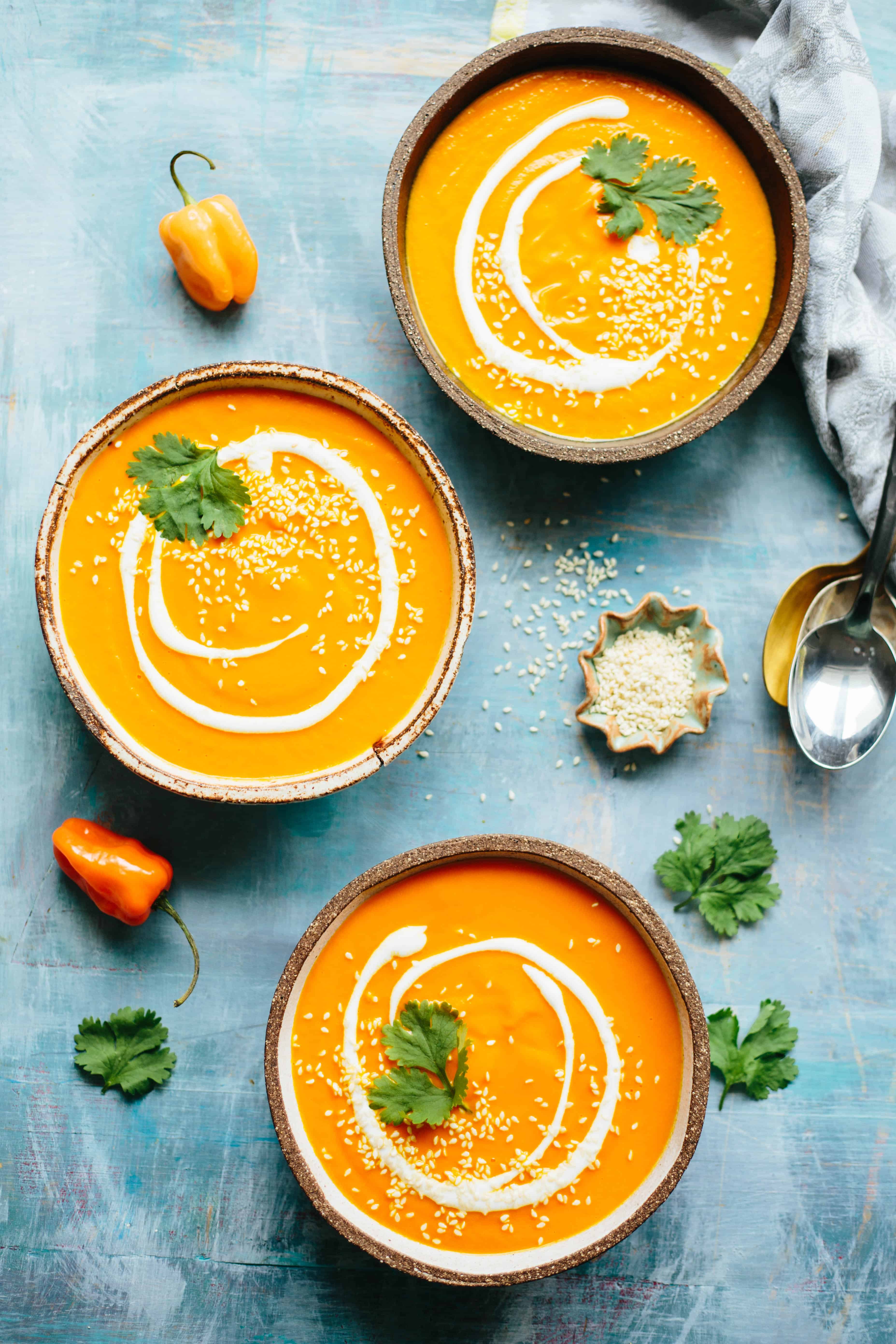 20 minute spicy carrot soup with yogurt + sesame (gluten free and vegan friendly!)