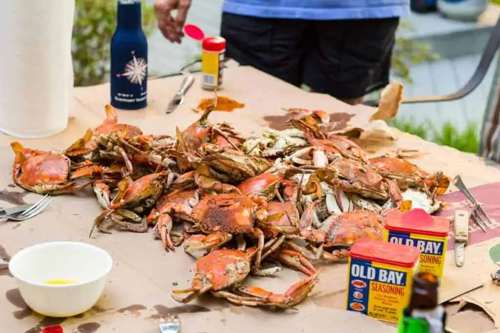 https://coleycooks.com/wp-content/uploads/2022/07/steamed-crabs-maryland-style-4-1024x683.webp