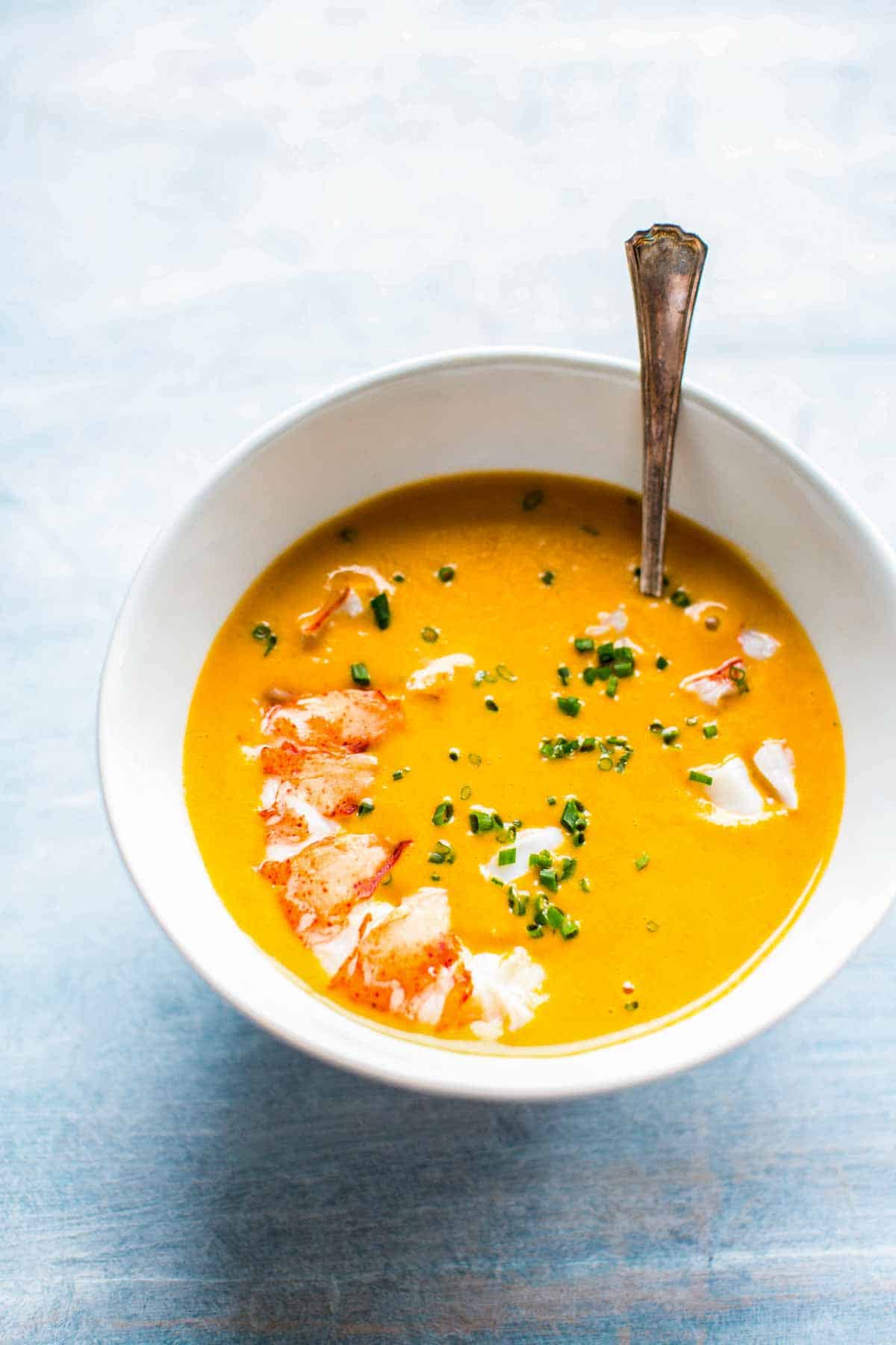 Classic Creamy Lobster Bisque