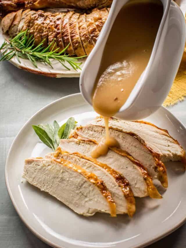 Easy Homemade Turkey Gravy
