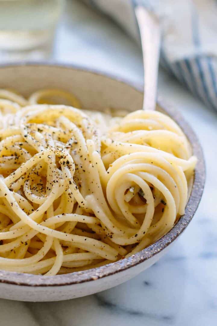 spaghetti cacio e pepe