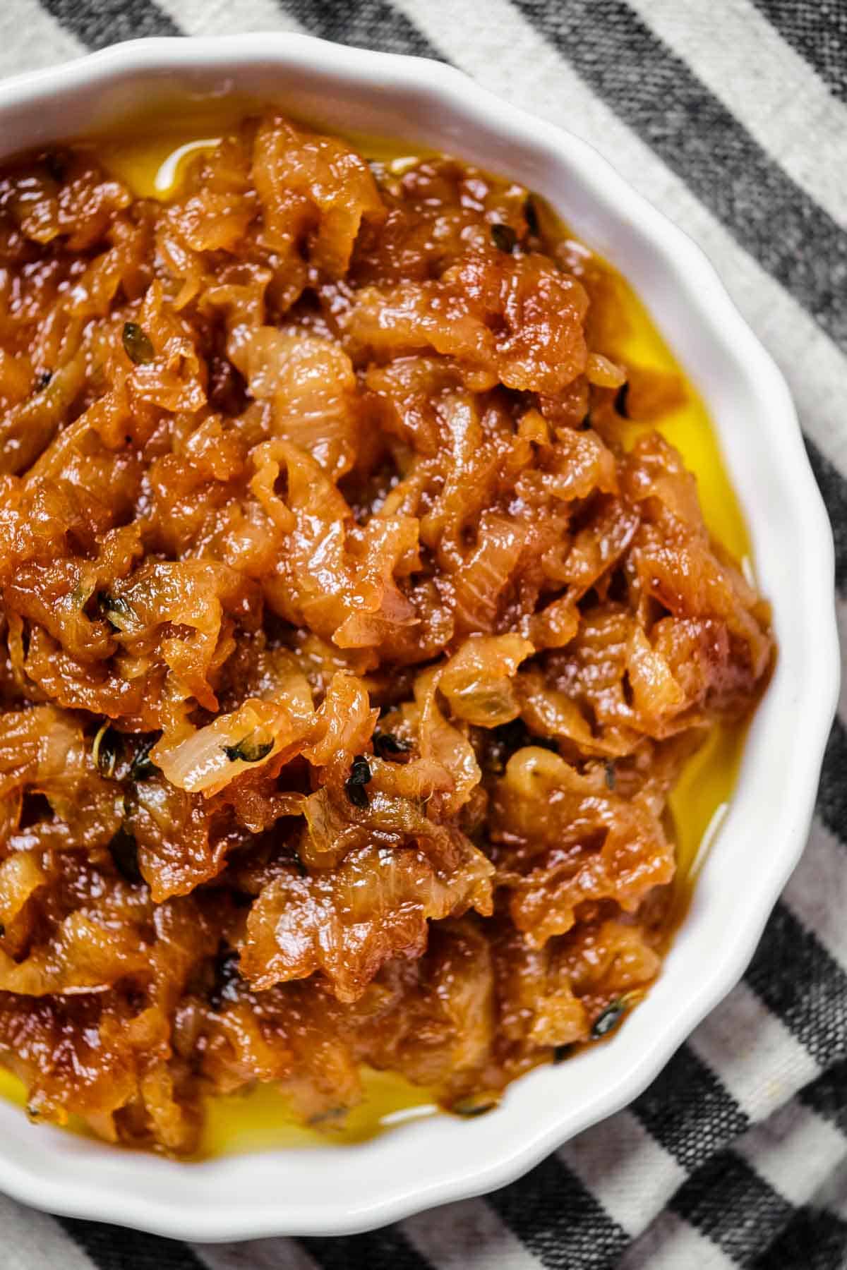 A shallow dish of deeply caramelized onions.